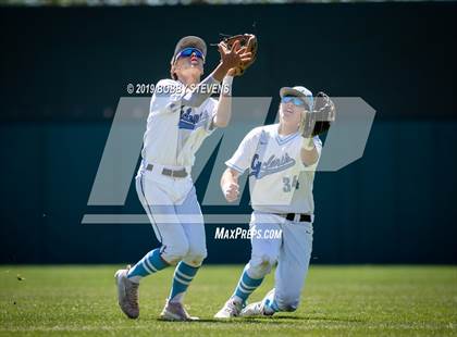 Thumbnail 3 in Pueblo West vs. Erie (CHSAA 4A Quarterfinal) photogallery.