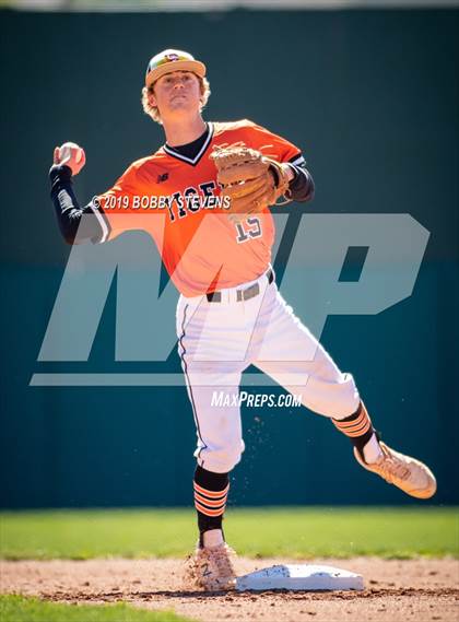 Thumbnail 2 in Pueblo West vs. Erie (CHSAA 4A Quarterfinal) photogallery.