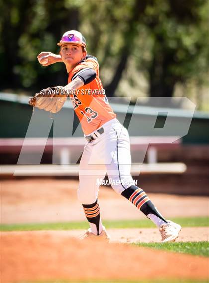 Thumbnail 1 in Pueblo West vs. Erie (CHSAA 4A Quarterfinal) photogallery.