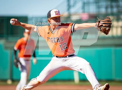 Thumbnail 3 in Pueblo West vs. Erie (CHSAA 4A Quarterfinal) photogallery.