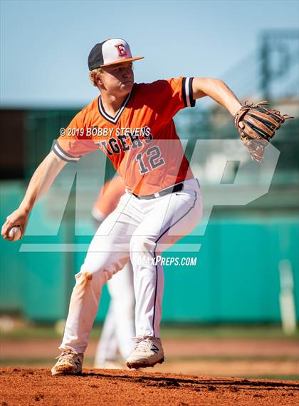 Thumbnail 2 in Pueblo West vs. Erie (CHSAA 4A Quarterfinal) photogallery.