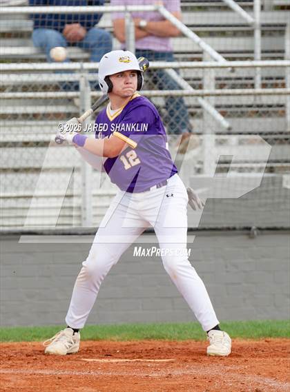 Thumbnail 1 in JV: Thibodaux @ E.D. White photogallery.