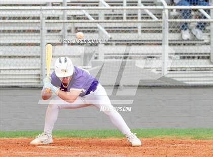 Thumbnail 1 in JV: Thibodaux @ E.D. White photogallery.