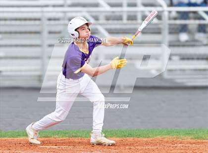 Thumbnail 3 in JV: Thibodaux @ E.D. White photogallery.