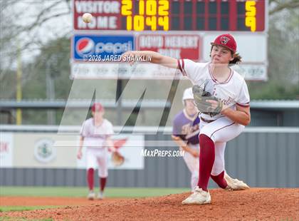 Thumbnail 3 in JV: Thibodaux @ E.D. White photogallery.