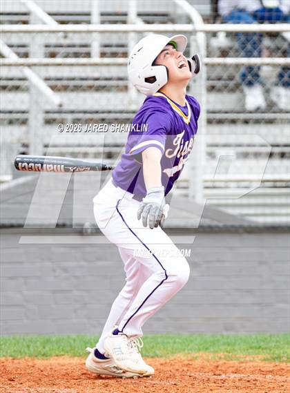 Thumbnail 3 in JV: Thibodaux @ E.D. White photogallery.