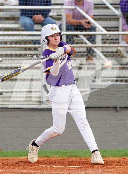 Thumbnail 1 in JV: Thibodaux @ E.D. White photogallery.