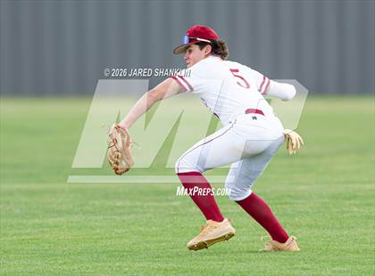 Thumbnail 1 in JV: Thibodaux @ E.D. White photogallery.