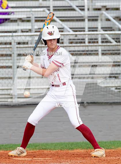 Thumbnail 1 in JV: Thibodaux @ E.D. White photogallery.