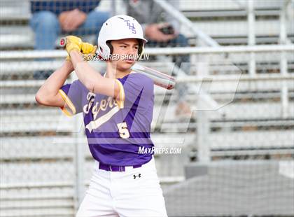 Thumbnail 3 in JV: Thibodaux @ E.D. White photogallery.