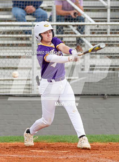Thumbnail 2 in JV: Thibodaux @ E.D. White photogallery.