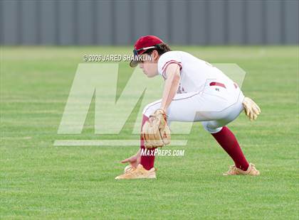 Thumbnail 1 in JV: Thibodaux @ E.D. White photogallery.