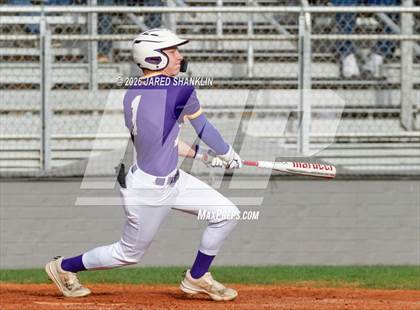 Thumbnail 3 in JV: Thibodaux @ E.D. White photogallery.