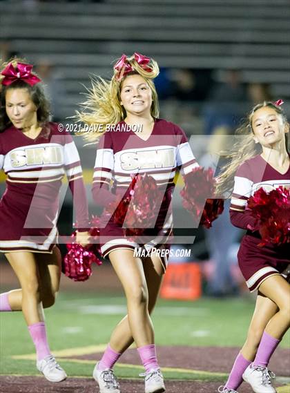 Thumbnail 1 in Royal @ Simi Valley photogallery.
