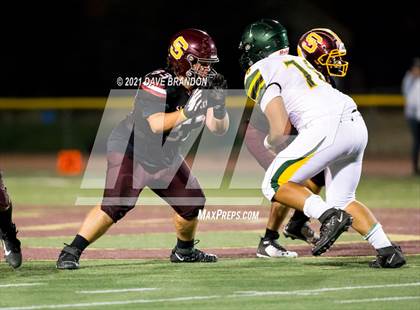 Thumbnail 1 in Royal @ Simi Valley photogallery.