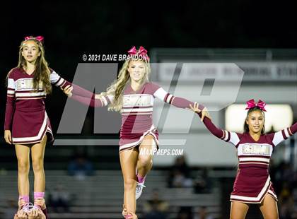 Thumbnail 1 in Royal @ Simi Valley photogallery.