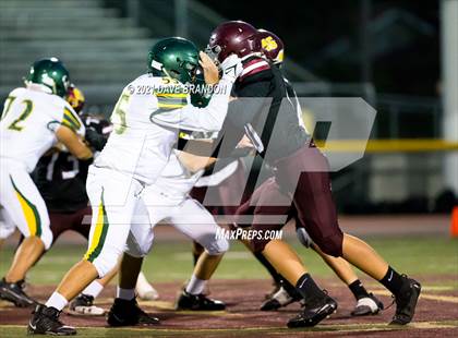 Thumbnail 1 in Royal @ Simi Valley photogallery.