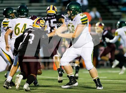 Thumbnail 3 in Royal @ Simi Valley photogallery.