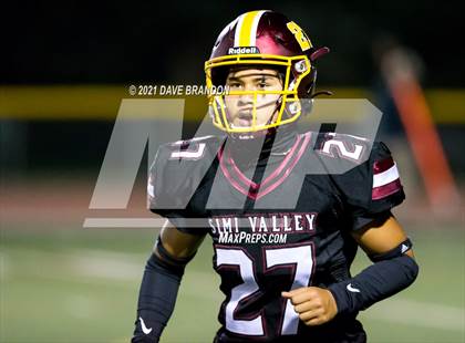 Thumbnail 3 in Royal @ Simi Valley photogallery.