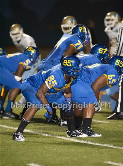 Thumbnail 2 in El Camino Real @ Crenshaw (CIF LACS Playoffs) photogallery.