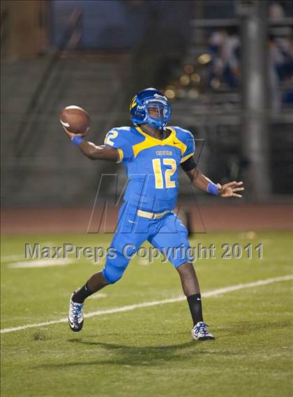 Thumbnail 2 in El Camino Real @ Crenshaw (CIF LACS Playoffs) photogallery.