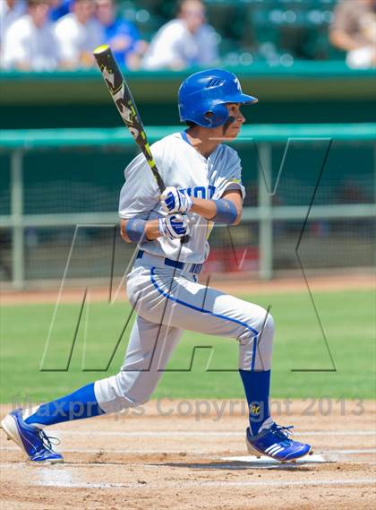 Thumbnail 3 in Alamo Heights vs. Moody (UIL 4A Region IV Regional Finals) photogallery.