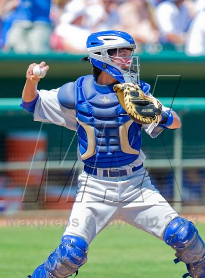 Thumbnail 2 in Alamo Heights vs. Moody (UIL 4A Region IV Regional Finals) photogallery.