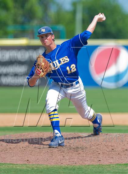 Thumbnail 3 in Alamo Heights vs. Moody (UIL 4A Region IV Regional Finals) photogallery.