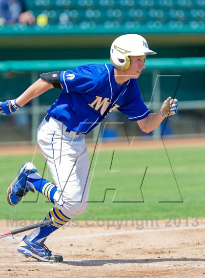 Thumbnail 2 in Alamo Heights vs. Moody (UIL 4A Region IV Regional Finals) photogallery.
