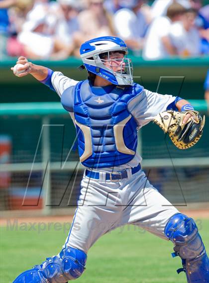 Thumbnail 3 in Alamo Heights vs. Moody (UIL 4A Region IV Regional Finals) photogallery.