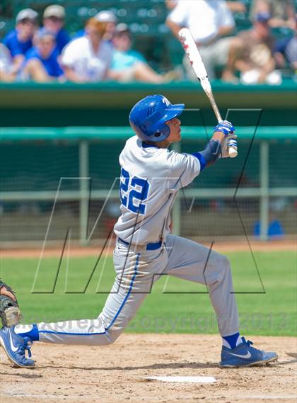 Thumbnail 2 in Alamo Heights vs. Moody (UIL 4A Region IV Regional Finals) photogallery.