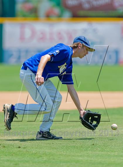 Thumbnail 2 in Alamo Heights vs. Moody (UIL 4A Region IV Regional Finals) photogallery.