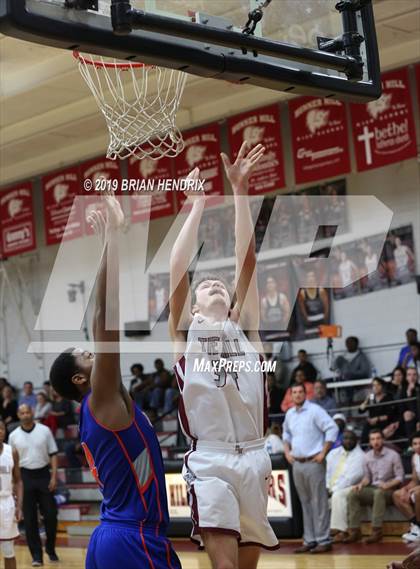Thumbnail 1 in Bunker Hill vs. Lexington Senior (NCHSAA 2A 1st Round) photogallery.