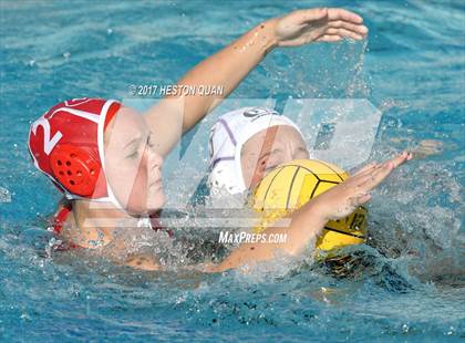 Thumbnail 3 in Orange Lutheran vs Carlsbad (Holiday Cup) photogallery.