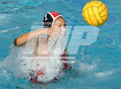 Thumbnail 3 in Orange Lutheran vs Carlsbad (Holiday Cup) photogallery.
