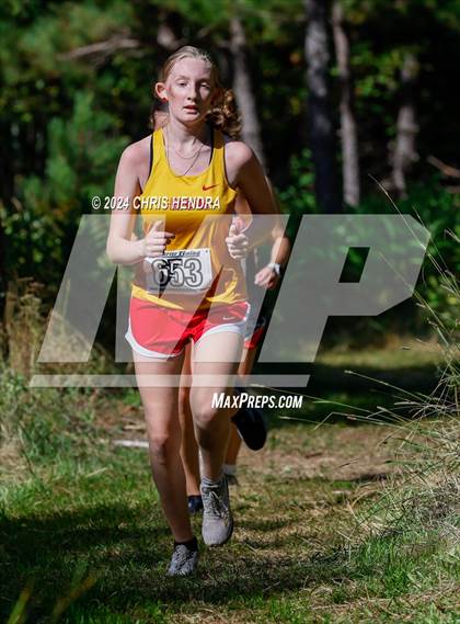 Thumbnail 2 in Jeffers Invitational photogallery.
