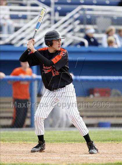 Thumbnail 3 in Lydonville vs. Warsaw  (Section 5 Class C Semifinal) photogallery.