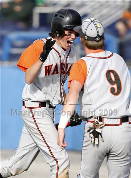 Thumbnail 3 in Lydonville vs. Warsaw  (Section 5 Class C Semifinal) photogallery.