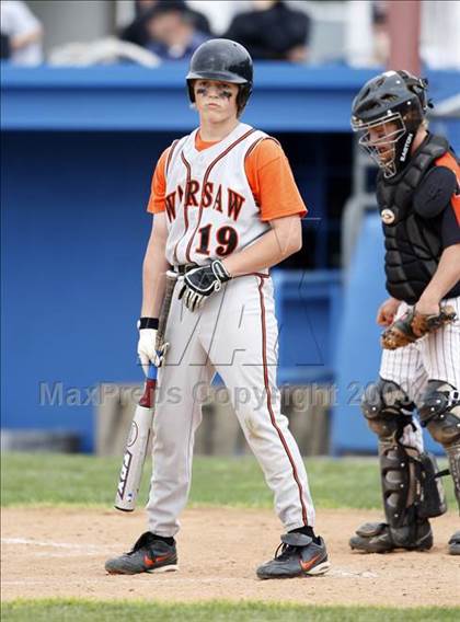 Thumbnail 2 in Lydonville vs. Warsaw  (Section 5 Class C Semifinal) photogallery.