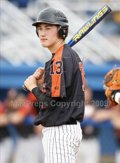 Thumbnail 3 in Lydonville vs. Warsaw  (Section 5 Class C Semifinal) photogallery.