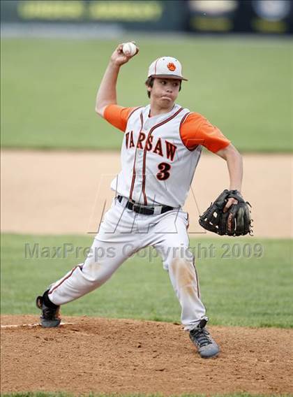 Thumbnail 2 in Lydonville vs. Warsaw  (Section 5 Class C Semifinal) photogallery.