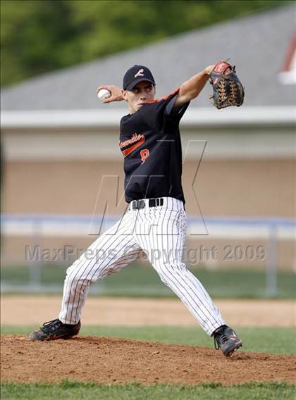 Thumbnail 1 in Lydonville vs. Warsaw  (Section 5 Class C Semifinal) photogallery.