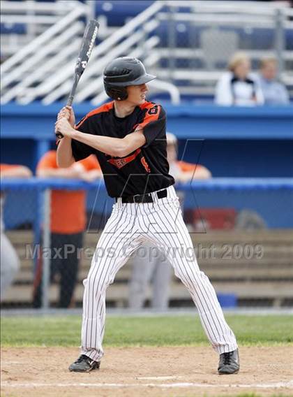 Thumbnail 3 in Lydonville vs. Warsaw  (Section 5 Class C Semifinal) photogallery.