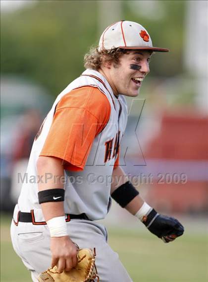 Thumbnail 3 in Lydonville vs. Warsaw  (Section 5 Class C Semifinal) photogallery.