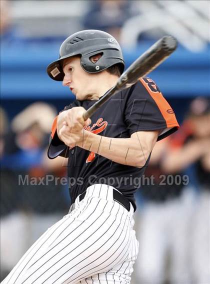 Thumbnail 1 in Lydonville vs. Warsaw  (Section 5 Class C Semifinal) photogallery.