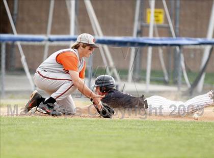 Thumbnail 1 in Lydonville vs. Warsaw  (Section 5 Class C Semifinal) photogallery.