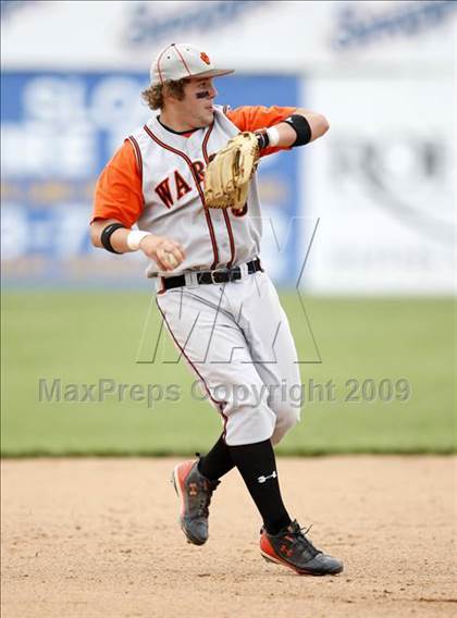 Thumbnail 3 in Lydonville vs. Warsaw  (Section 5 Class C Semifinal) photogallery.