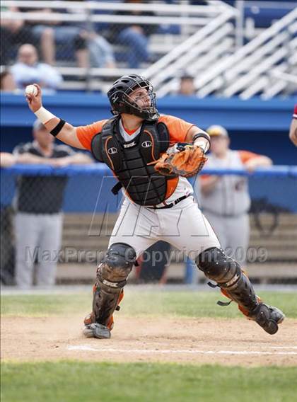 Thumbnail 2 in Lydonville vs. Warsaw  (Section 5 Class C Semifinal) photogallery.