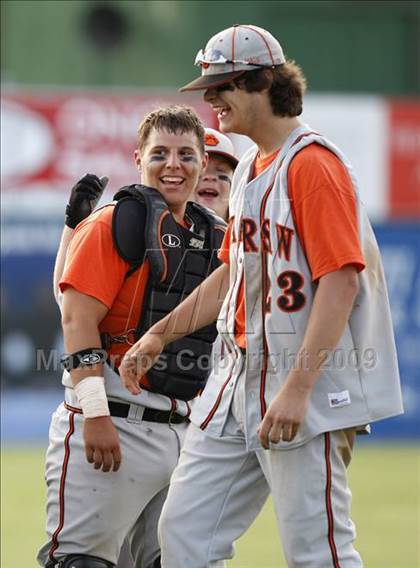 Thumbnail 3 in Lydonville vs. Warsaw  (Section 5 Class C Semifinal) photogallery.