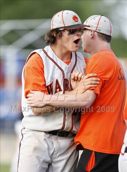 Thumbnail 1 in Lydonville vs. Warsaw  (Section 5 Class C Semifinal) photogallery.